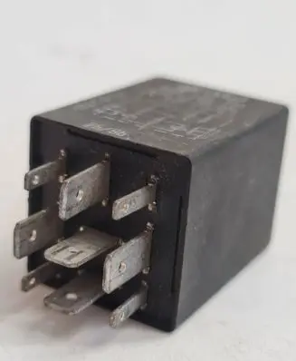Volkswagen Golf IV Other relay 3B0035731 50201006