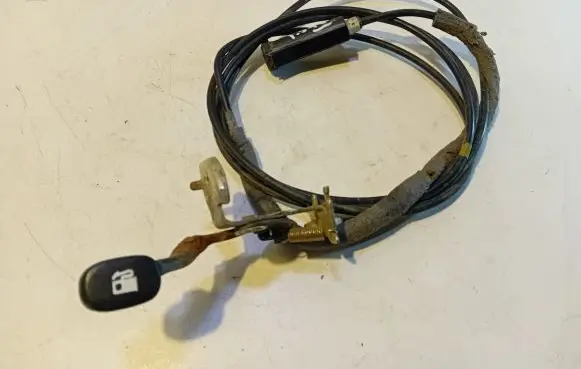 Hyundai Getz Fuel cap flap release cable 