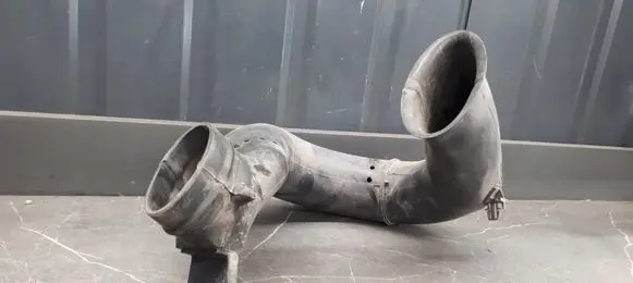 Peugeot 406 Air intake duct part 9636410780