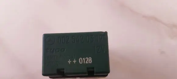 Mercedes-Benz A W168 Other relay 0025420319