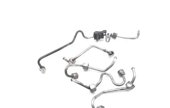 Nissan Primastar Fuel injector supply line/pipe