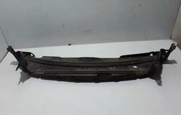 Volvo V70 Engine splash shield/under tray 09151896