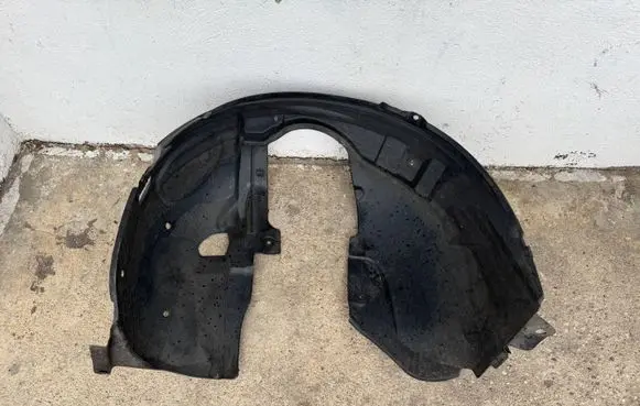Mini One - Cooper Cabrio R52 Front wheel arch liner splash guards 7140857