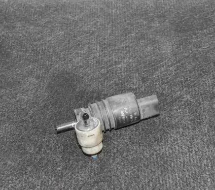 Ford Galaxy Windscreen/windshield washer pump 1J6955651