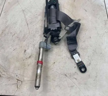 Volvo S60 Front seatbelt 8626240