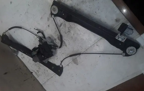 Chevrolet Cruze Front door window regulator with motor NOCODE