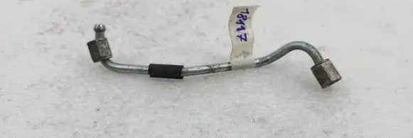 Lexus IS 220D-250-350 Fuel injector supply line/pipe