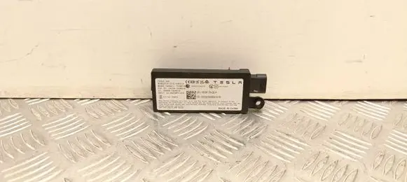 Tesla Model Y Bluetooth control unit module 150817900F