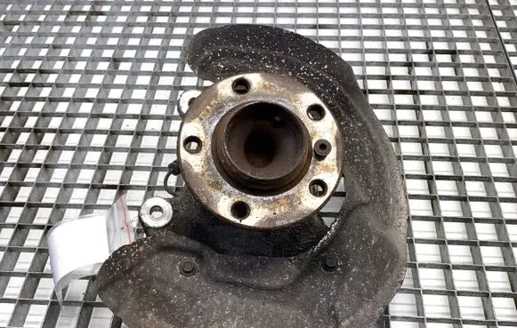 BMW 3 F30 F35 F31 Front wheel hub spindle knuckle