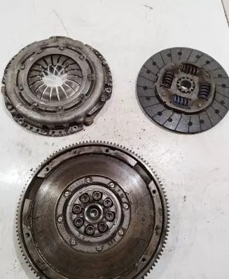 Subaru Forester SH Clutch set kit 1878005084 3082001181