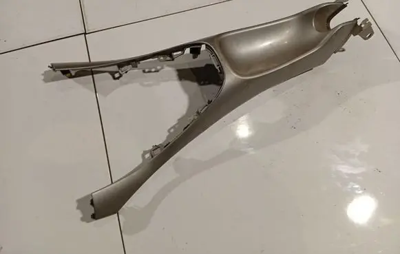 Toyota Auris 150 Center console 5543402080