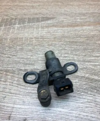 Ford Mondeo Mk III Crankshaft position sensor 2S7Q6023AB