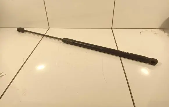 BMW 3 E90 E91 Tailgate/trunk strut/damper 51247127875 7818TJ0470N