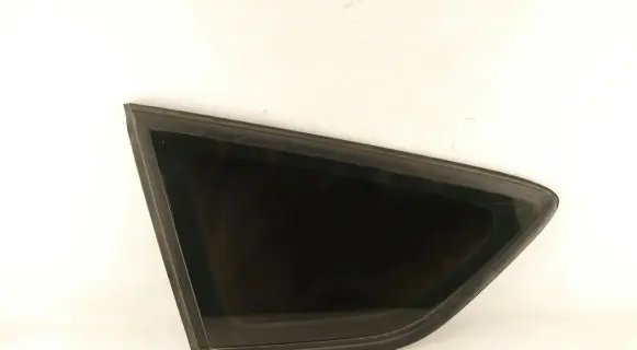 Ford Kuga II Rear side window 43R004529