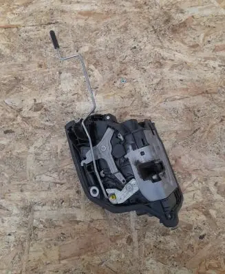 BMW i3 Front door lock 7281937