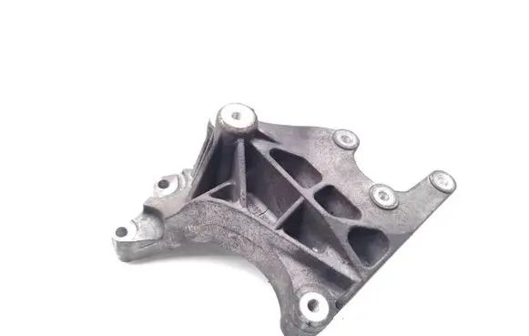 Jeep Compass Power steering pump mounting bracket 04891593AA