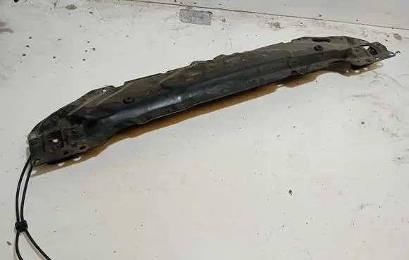 BMW 5 E60 E61 Top upper radiator support slam panel 7033741 11267310