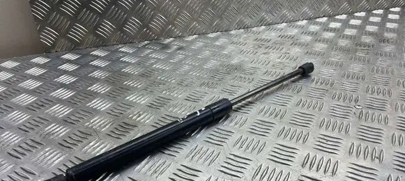 Hyundai Santa Fe Tailgate/trunk strut/damper 817702B000