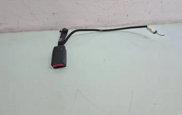 Honda Civic Front seatbelt buckle 