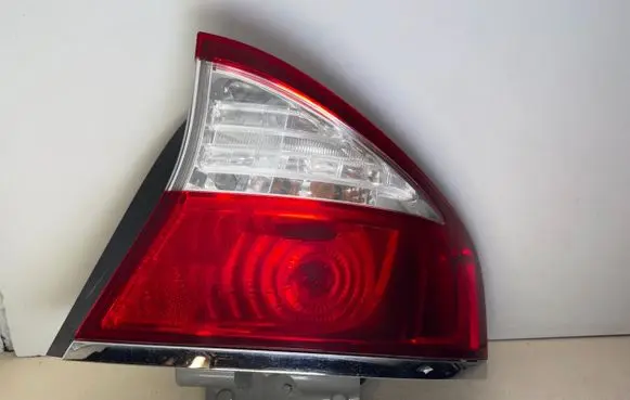 Subaru Legacy Rear/tail lights