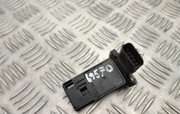 Honda FR-V Mass air flow meter AFH70M62