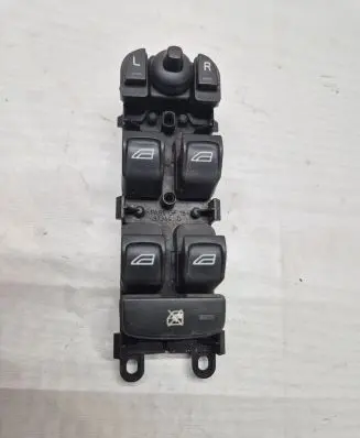 Volvo V70 Electric window control switch 30773269