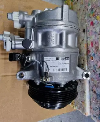 Mercedes-Benz A W176 Air conditioning (A/C) compressor (pump) PXC141749