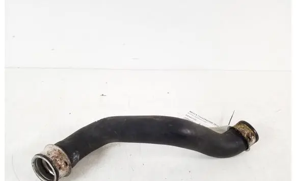 Mercedes-Benz GLK (X204) Engine coolant pipe/hose A2045011182