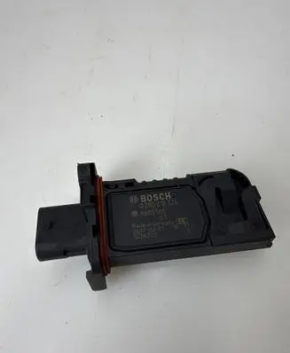 BMW 7 G11 G12 Mass air flow meter 8605565 028021831 70221