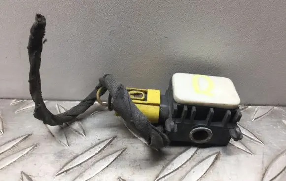 Mercedes-Benz GL X164 Airbag deployment crash/impact sensor A0038202926 0038202926
