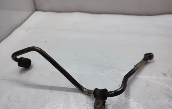 Volkswagen Multivan T5 Turbo turbocharger oiling pipe/hose 03L145771