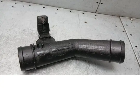 Ford Galaxy Air intake hose/pipe 7M3145957