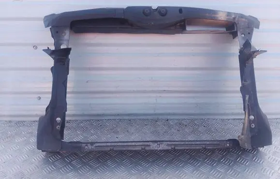Top upper radiator support slam panel
