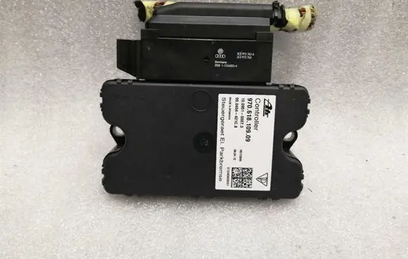 Porsche Panamera (970) Hand brake control module 97061810909