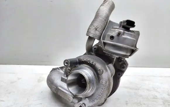 Volvo V40 Turbo GTC1244VZ 9686120680