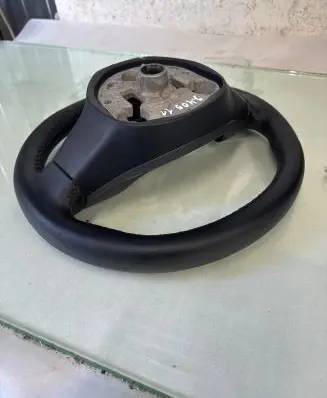 Tesla Model Y Steering wheel 1626599-00-B