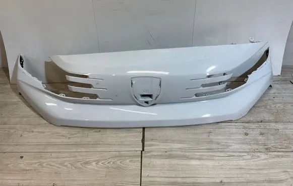 Peugeot Partner III Front grill