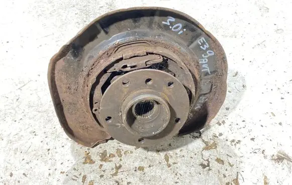 BMW 5 E39 Rear wheel hub spindle/knuckle 