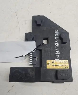 Opel Vectra B Tail light bulb cover holder 90568049