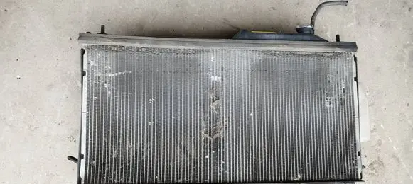 Subaru Legacy Radiator support slam panel
