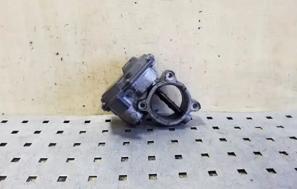 BMW X1 E84 Throttle valve 13547810752 7810752