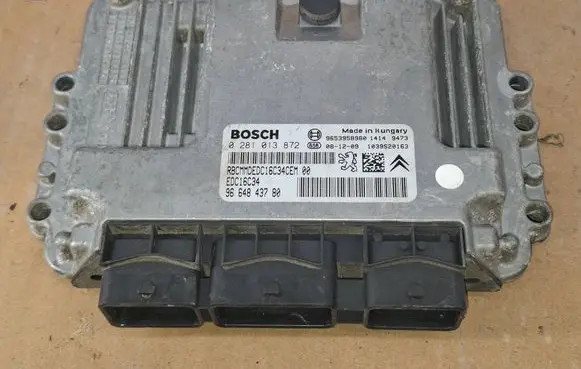 Citroen C4 I Picasso Engine control unit/module 9653958980 9664843780 0281013872