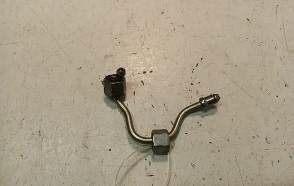 BMW 3 E90 E91 Fuel injector supply line/pipe