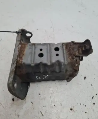 Toyota Yaris Front bumper shock/impact absorber 