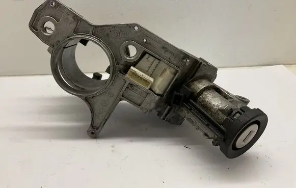 Opel Astra H Ignition lock N0501881