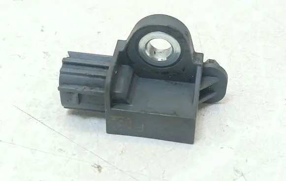 Nissan Qashqai Airbag deployment crash/impact sensor 017150841 3RA0A 3RA153061553