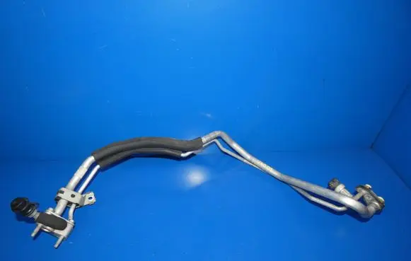 Volvo V40 Air conditioning (A/C) pipe/hose 