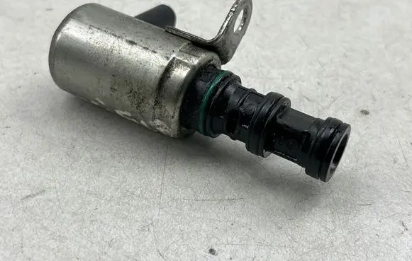 Chrysler Pacifica Turbo solenoid valve 05047901AC
