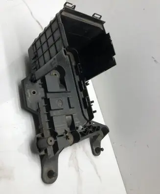 Battery box tray