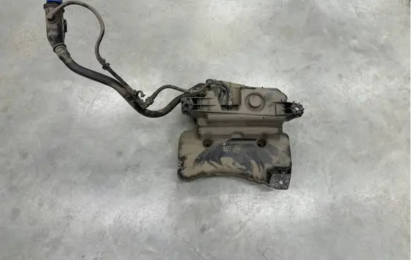 Skoda Superb B9 AdBlue liquid reservoir 3WA131877B 5WA131969